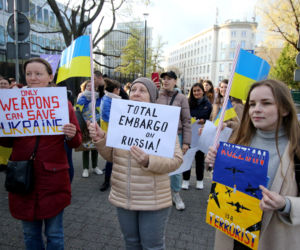  Stop finansowaniu wojen. Manifestacja w Warszawie