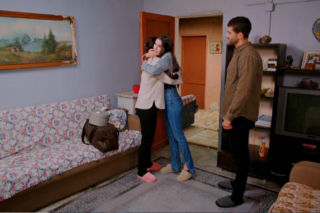 Miłość i nadzieja, odcinek 356. Gonul, Zeynep, Cihan