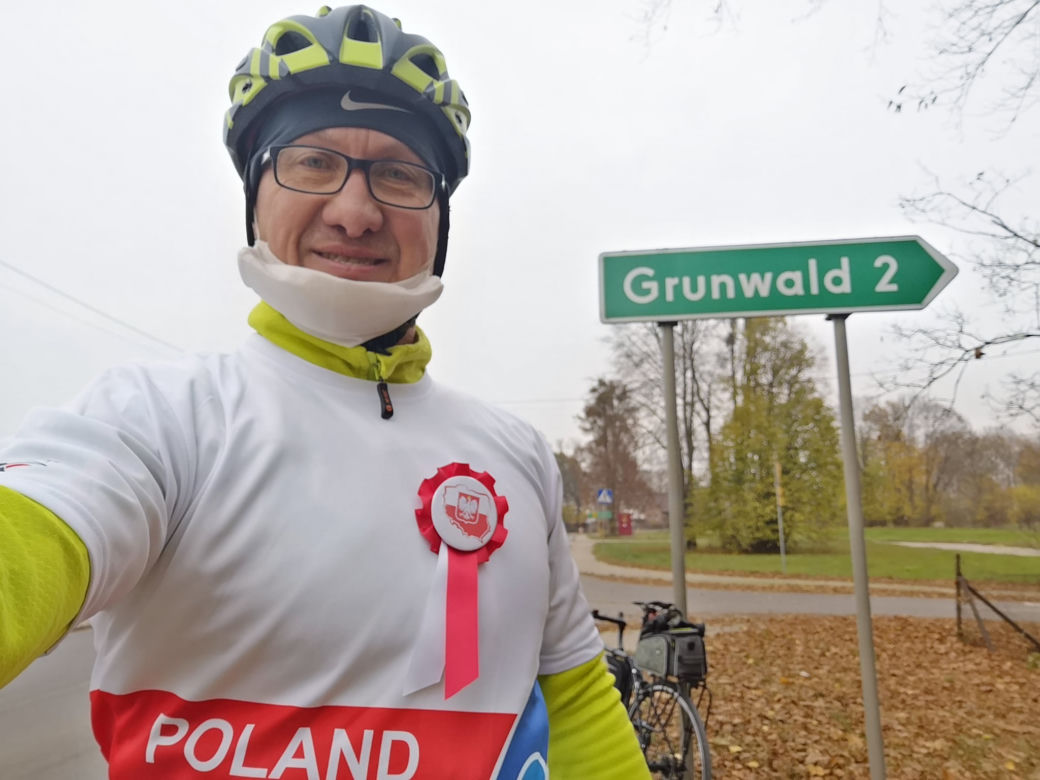 Iławscy rowerzyści uczcili 11 listopada