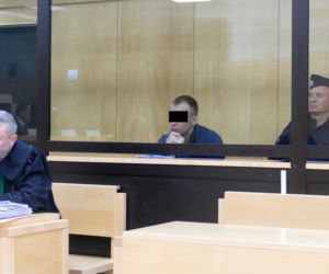 Bił, katował, a nawet przypalał genitalia 6-letniego Maksia. Chłopczyk umierał w męczarniach. Matka tylko się patrzyła