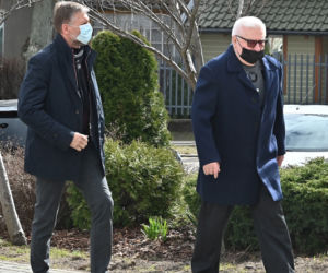 Prezes z palmą, Wałęsa bez