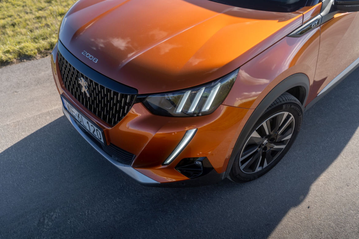 Peugeot 2008 1.2 PureTech 155 KM EAT8 GT Pack