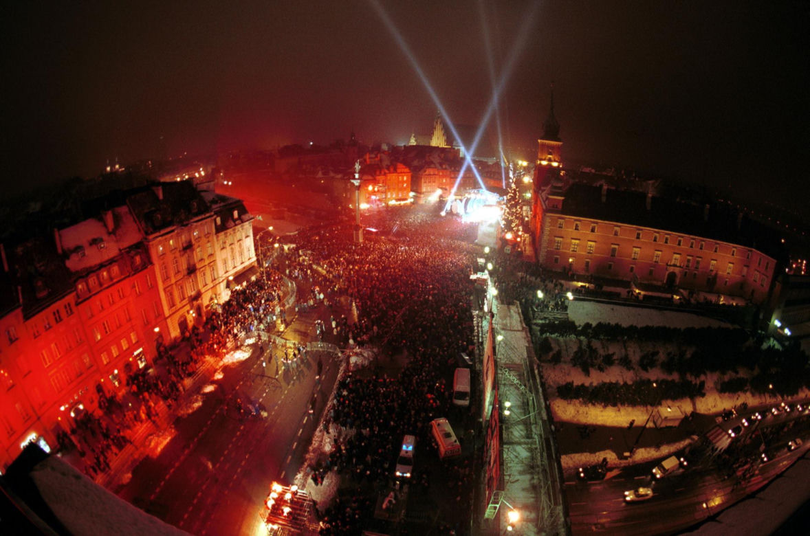 Sylwester w Warszawie sprzed lat. Tak stolica witała dawniej Nowy Rok