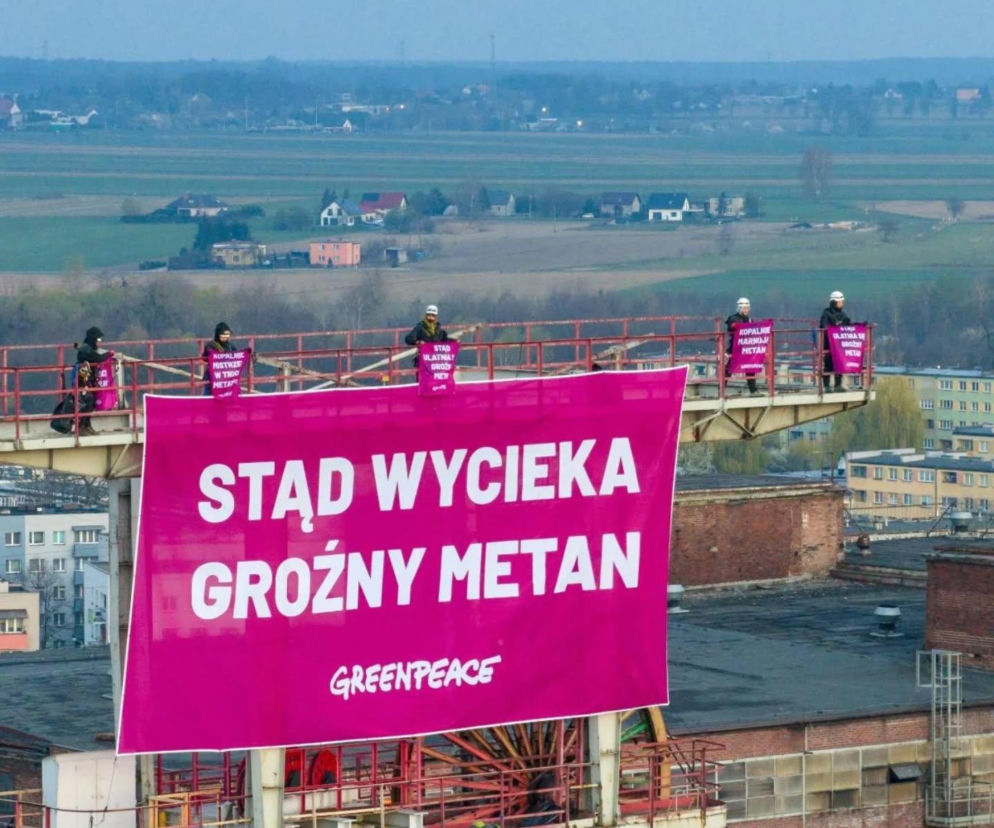 Akcja Greenpeace sparaliżowała część kopalni. Służby na miejscu