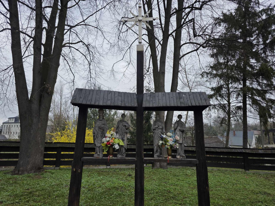 Zabytkowy kościół św. Sebastiana w Kosinie