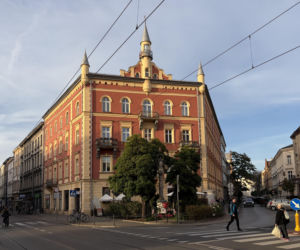 Dom Turecki z minaretem na szczycie stoi w Krakowie