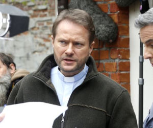 Ojciec Mateusz. Artur Żmijewski, Piotr Polk