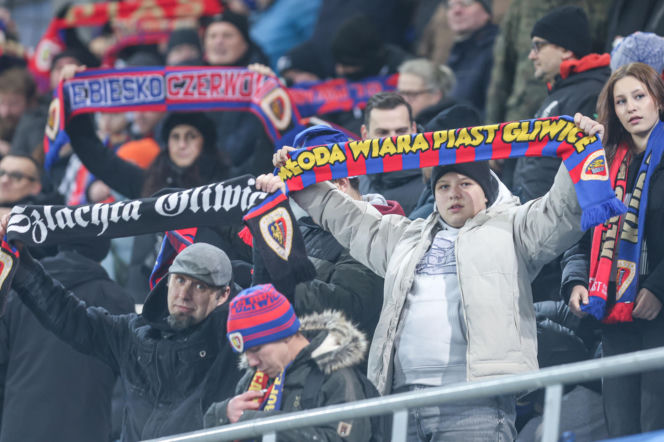 Piast Gliwice - Legia Warszawa, zdjęcia kibiców i zawodników z meczu 18. kolejki PKO BP Ekstraklasy