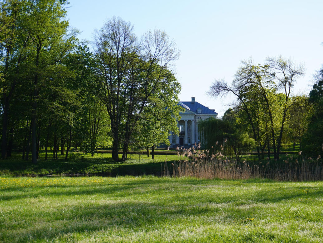 Park miejski w Opolu Lubelskim