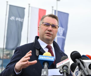 Konferencja prasowa przed Fabryką Broni ŁUCZNIK