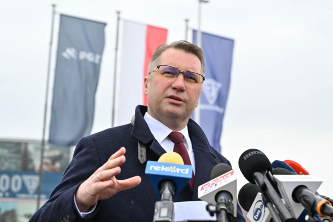 Konferencja prasowa przed Fabryką Broni "ŁUCZNIK"