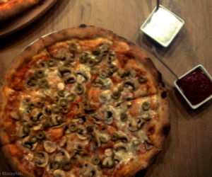 Ostatki z pizzą