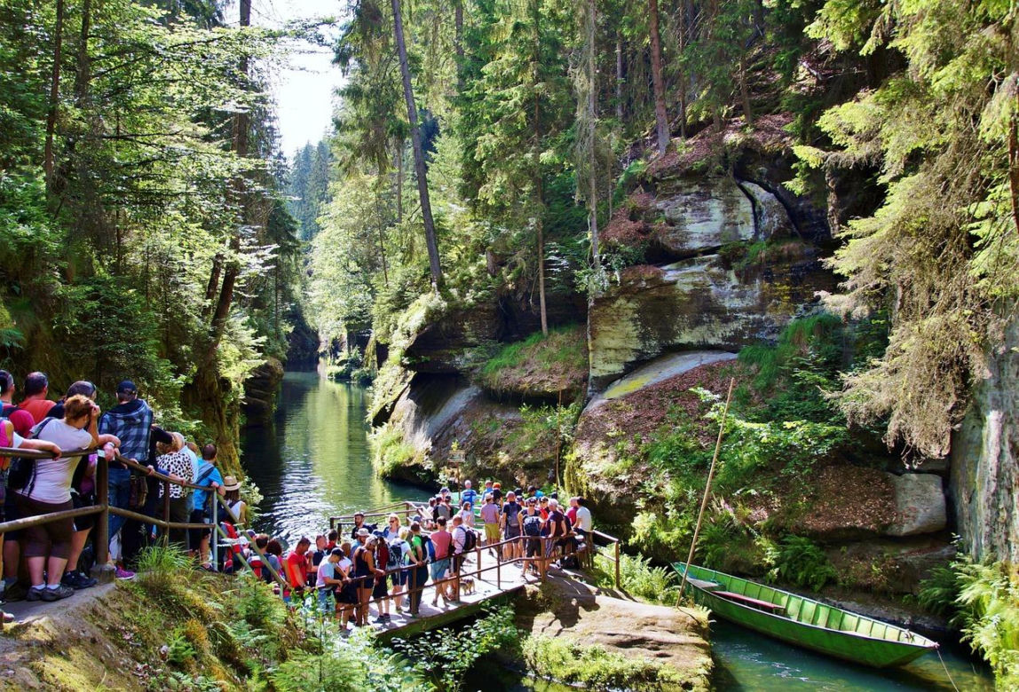 Baśniowy Wąwóz Edmunda znowu dostępny. Tylko 45 km od Polski!