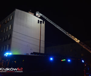 Akcja służb na os. Strusia w Krakowie