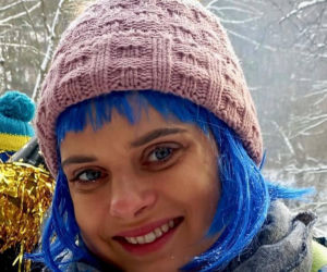 Kolorowe pożegnanie roku w lodowatej wodzie. Morsowy Sylwester 2025/2026 z grupą „Mors Może Więcej”