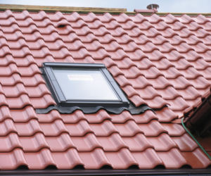 Tu dekarz nie może się pomylić. 10 newralgicznych miejsc na dachu ceramicznym