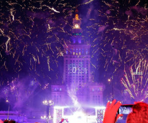 Sylwester w Warszawie sprzed lat. Tak stolica witała dawniej Nowy Rok