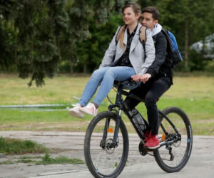 M jak miłość odc. 1452 po wakacjach 2019. Lilka (Monika Mielnicka), Mateusz (Krystian Domagała)