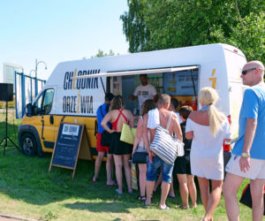 Kolejka po orzeźwienie