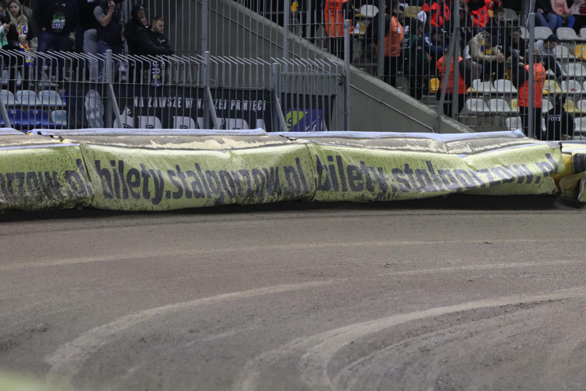 ebut.pl Stal Gorzów - KS Apator Toruń, zdjęcia z meczu 1. kolejki PGE Ekstraligi 2024