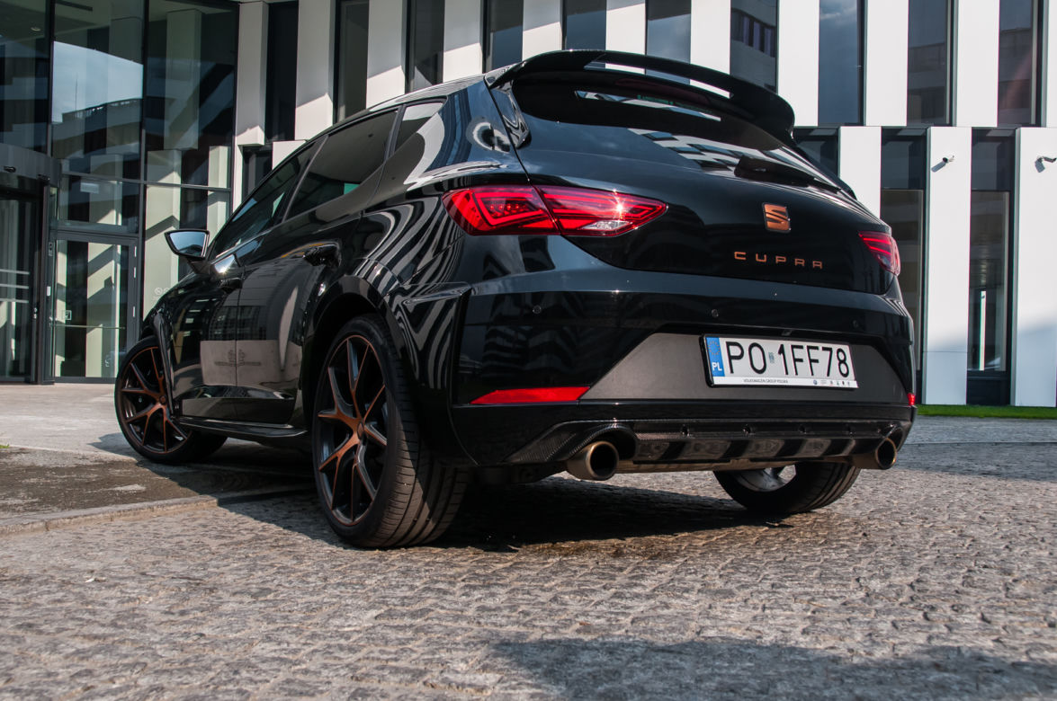 Seat Leon Cupra R 2.0 TSI 310 KM 6MT