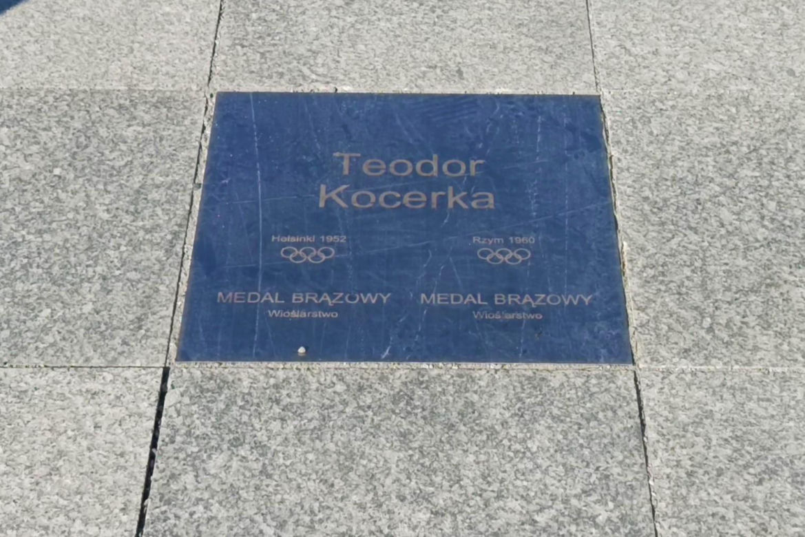 Przed halą Enea Arena powstaje Aleja Szczecińskich Olimpijczyków