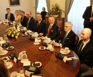 Wizyta szwedzkiej pary królewskiej w Polsce. Powitanie w Pałacu Prezydenckim