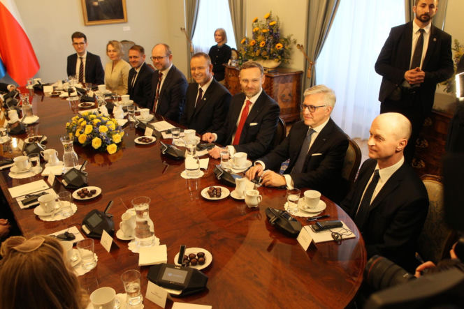 Wizyta szwedzkiej pary królewskiej w Polsce. Powitanie w Pałacu Prezydenckim