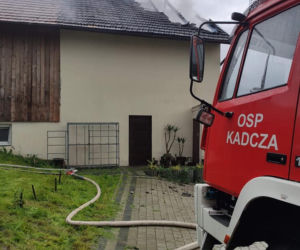 Gaboń. Piorun uderzył w dach budynku! Doszło do pożaru