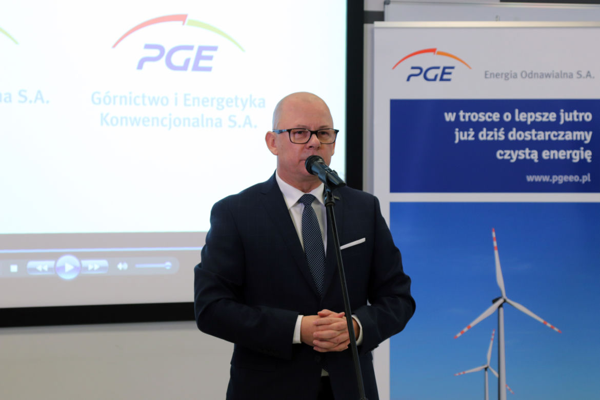 Powierzchnia 140 boisk, prąd dla 100 tysięcy domów! Taką słoneczną farmę wybuduje PGE