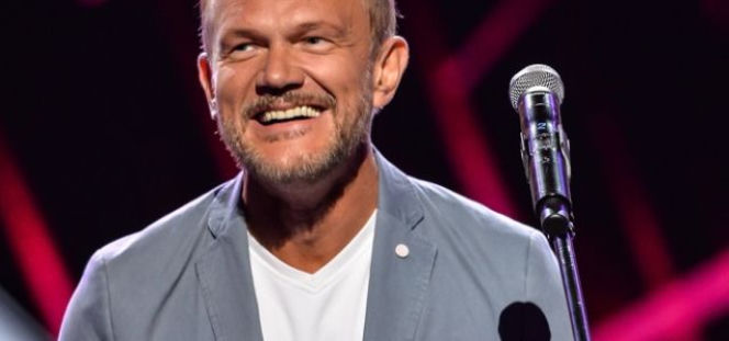 Cezary Pazura nie żyje - wpadka Wikipedii 