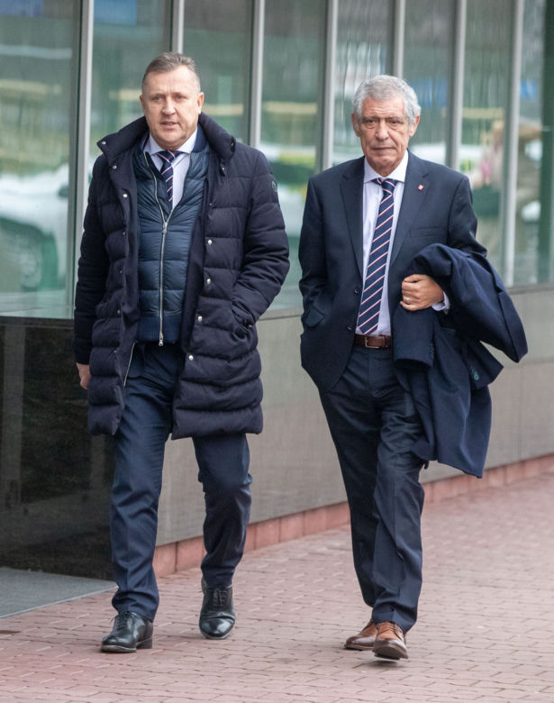 Fernando Santos przyłapany z papierosem w ręku w Warszawie