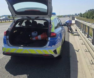 Jechał rowerem po S5! Podróż przerwali policjanci