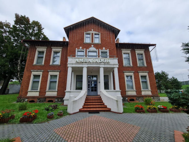 To miasto na Śląsku zachwyca perłami architektury. Zabytkowe osiedla robią wrażenie!