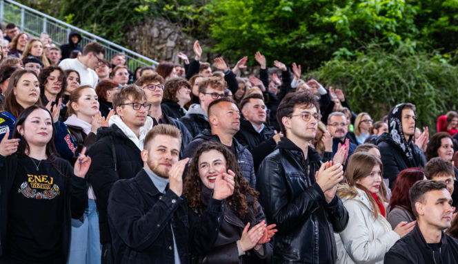 Juwenalia Kieleckie 2026. Kadzielnia oszalała! Enej i Golec uOrkiestra porwali tłumy na wielkim finale UJK