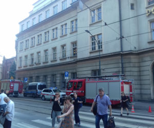 Kraków: Podejrzana substancja na Poczcie Głównej! Na miejscu działają służby [AUDIO, ZDJĘCIA]