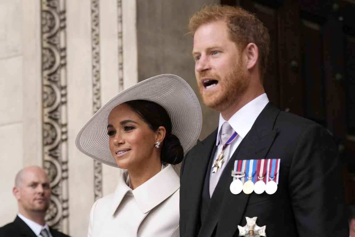 Meghan Markle książę Harry w niebezpieczeństwie! Poluje na nich puma