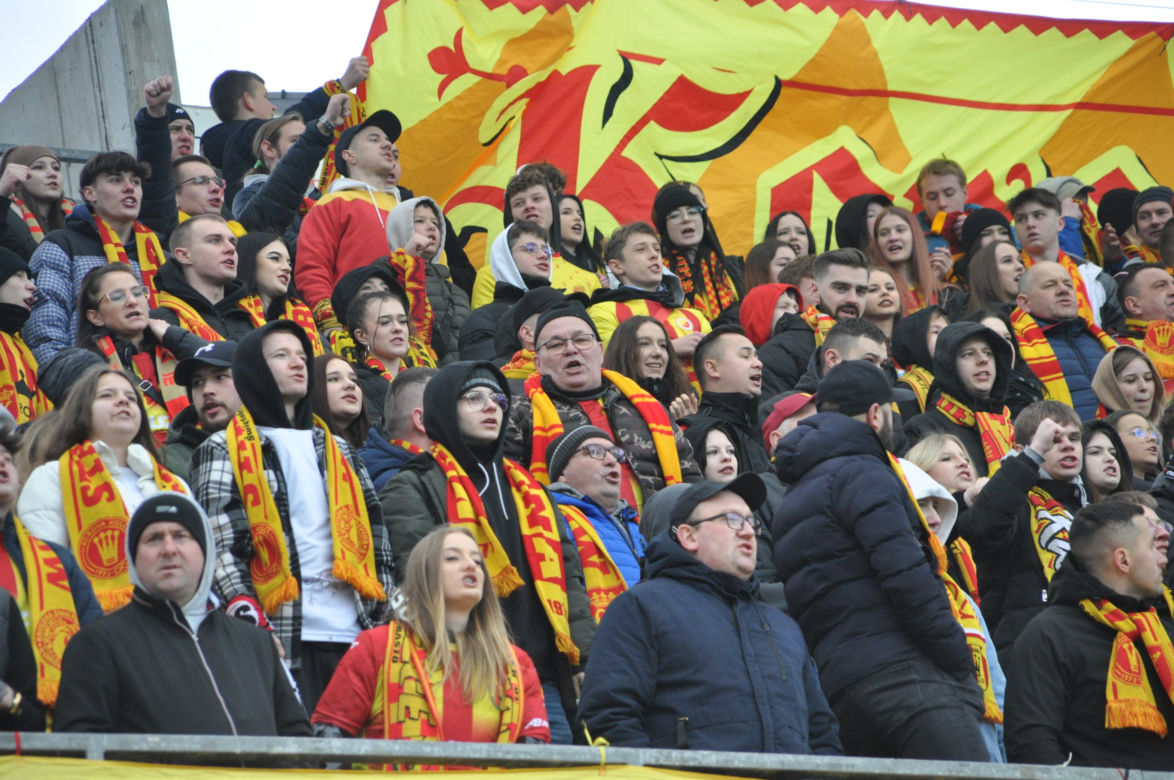 Korona Kielce - Pogoń Szczecin. Zobacz zdjęcia z trybun Suzuki Areny