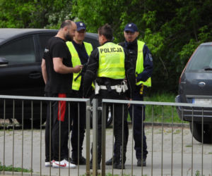 Auto wjechało w 10-latka na hulajnodze. Chłopiec w szpitalu