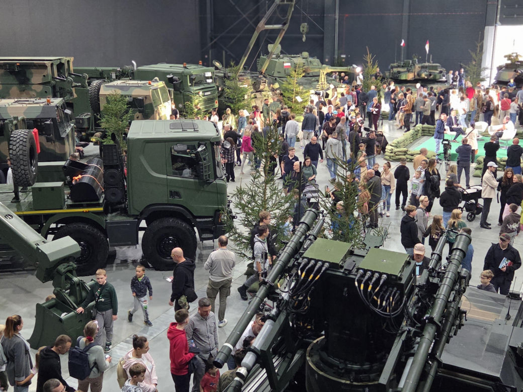 Czołgi, Abramsy, HIMARS i wojskowa grochówka. Bydgoszcz świętowała 20-lecie Inspektoratu Wsparcia