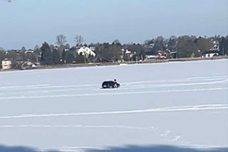 Driftował po zamarzniętym jeziorze. Tragedia była o krok