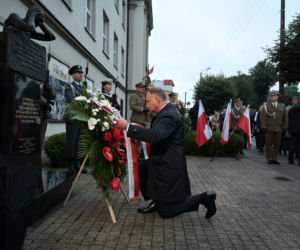 82. rocznica wybuchu II wojny światowej. Prezydent Andrzej Duda złożył kwiaty w Wieluniu