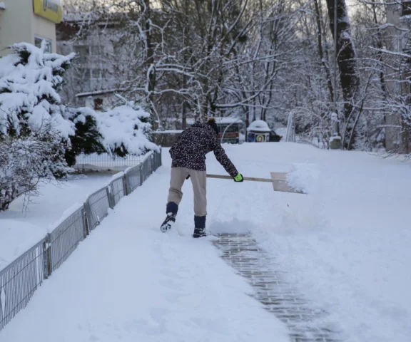 Zimowy armagedon w Polsce. IMGW i RCB ostrzegają