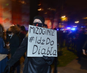 Manifestacja przed siedzibą MEN