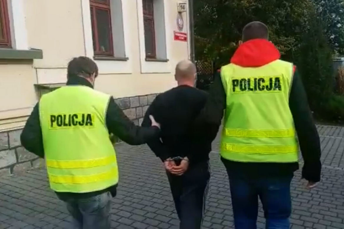 Policjanci uderzyli w natkorykowy biznes