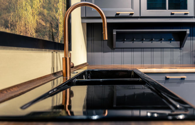 Miedź to wybór dla osób ceniących autentyczność, ekologię i ponadczasową elegancję