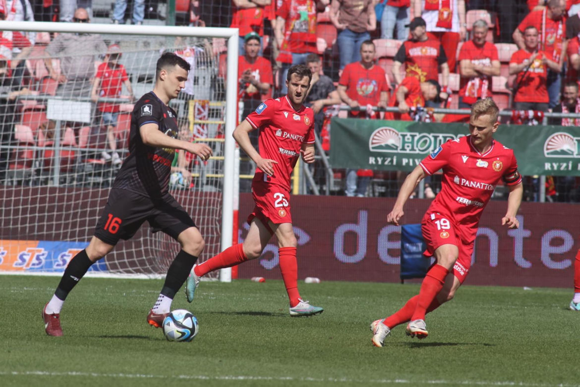 Widzew - Piast 1:0
