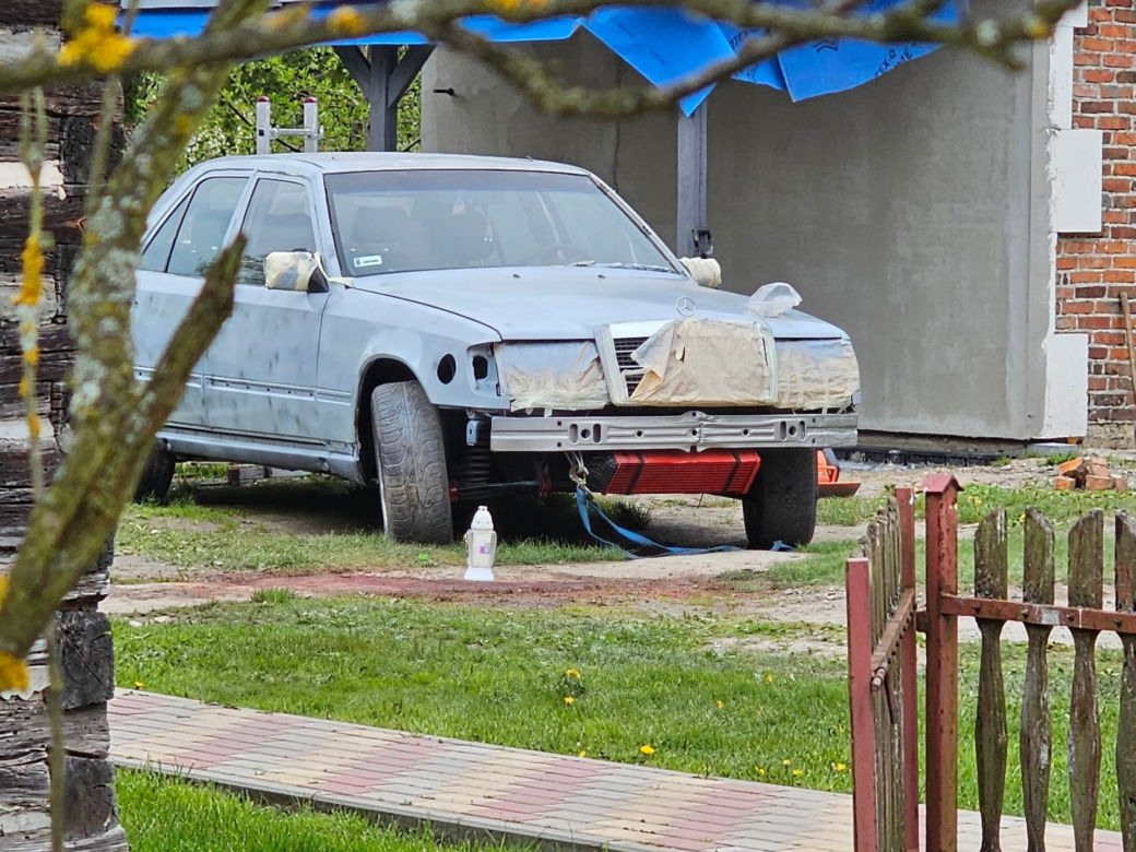 Dwie kobiety zamordowane siekierą w domu pod Stalową Wolą. Kim były ofiary?