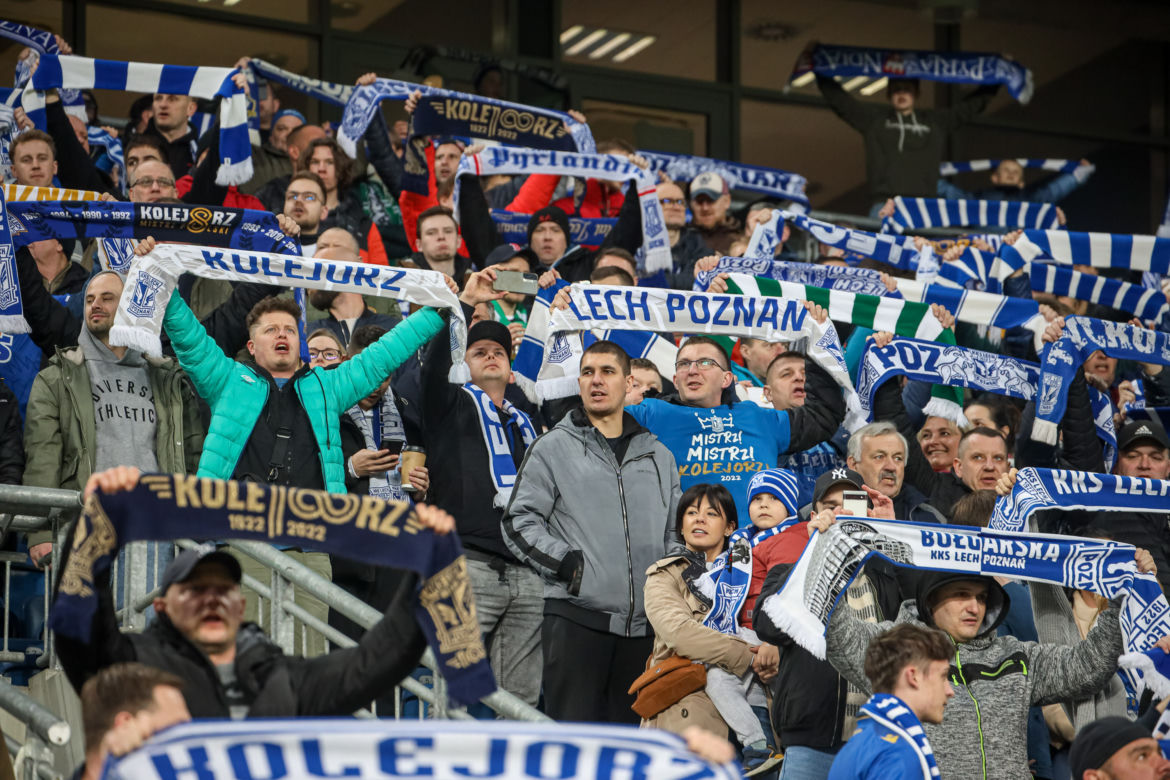 Kibice na meczu Lech Poznań - Warta Poznań
