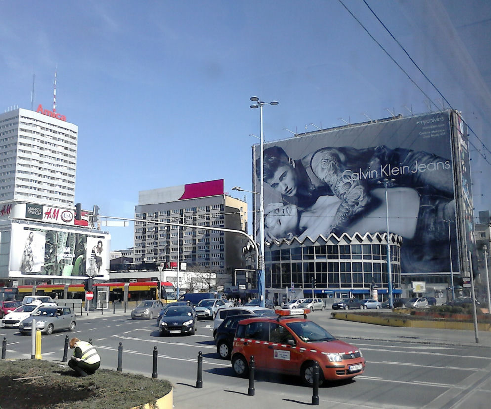 Billboard w centrum Warszawy